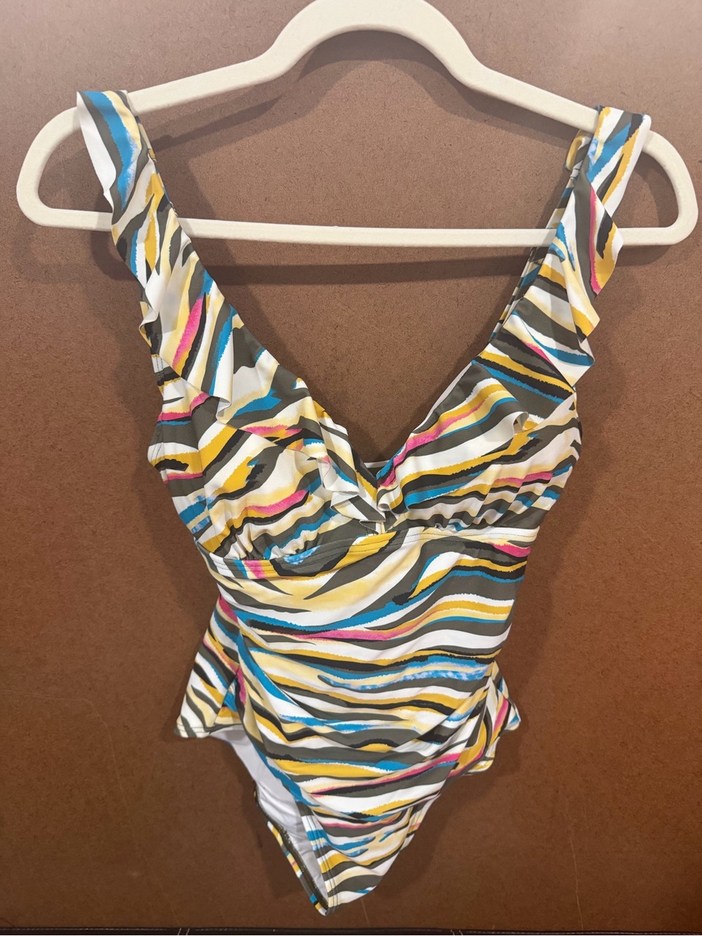 DKNY Multicolor Striped One-Piece Swimsuit ruffled v-neckline. Tummy control.8